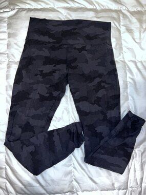 Lululemon Black Camo Leggings - A